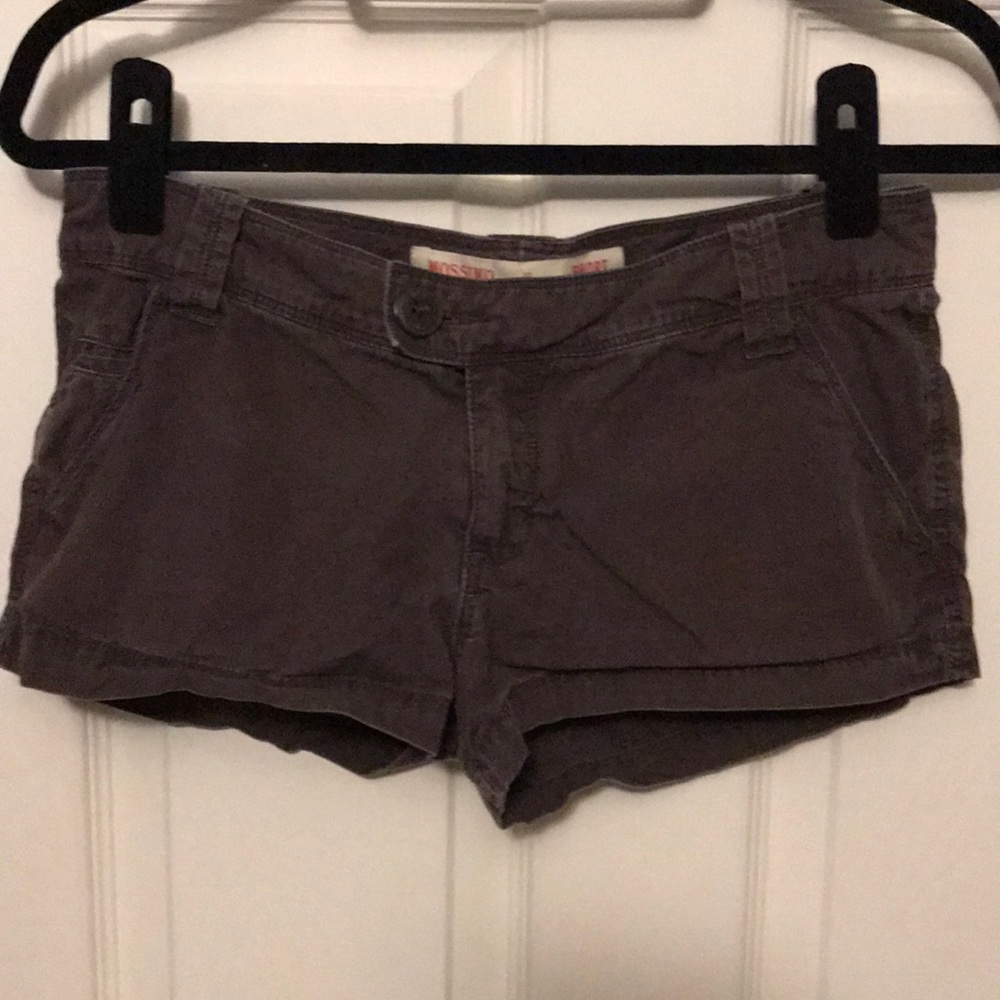 Low rise shorts